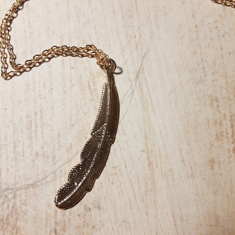 Layered Gold Turquoise Feather Pendant Necklace - Picture 5 of 6
